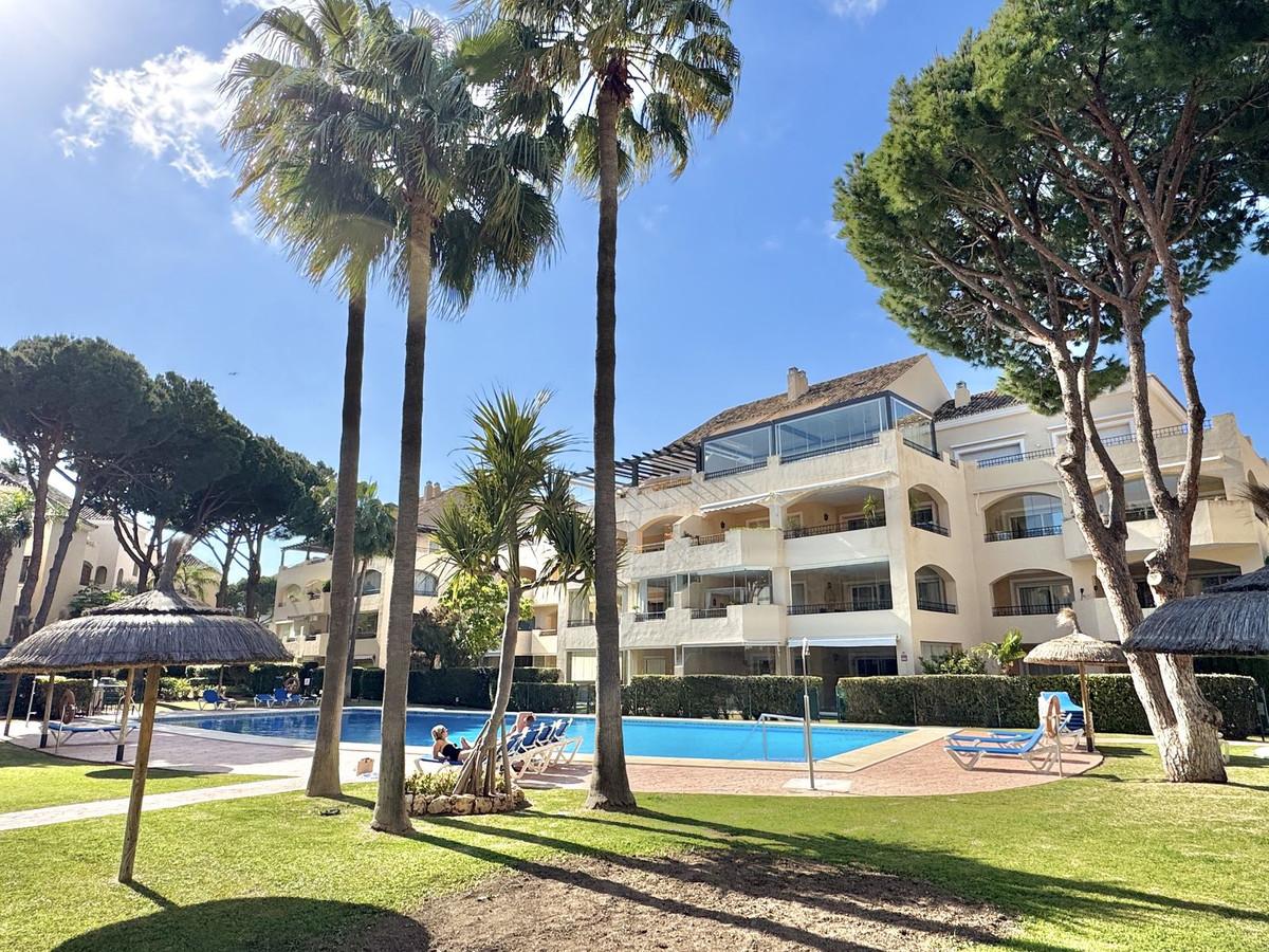 Apartment Ground Floor in Elviria