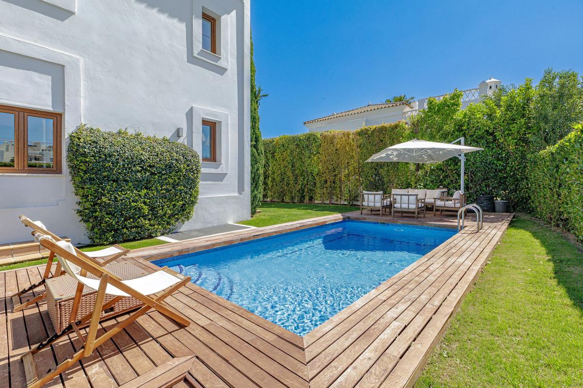 Villa Detached in Selwo