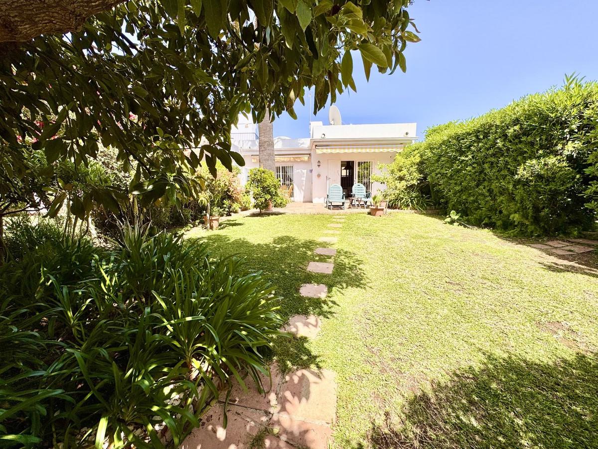 Villa Semi Detached in Nueva Andaluc&iacute;a