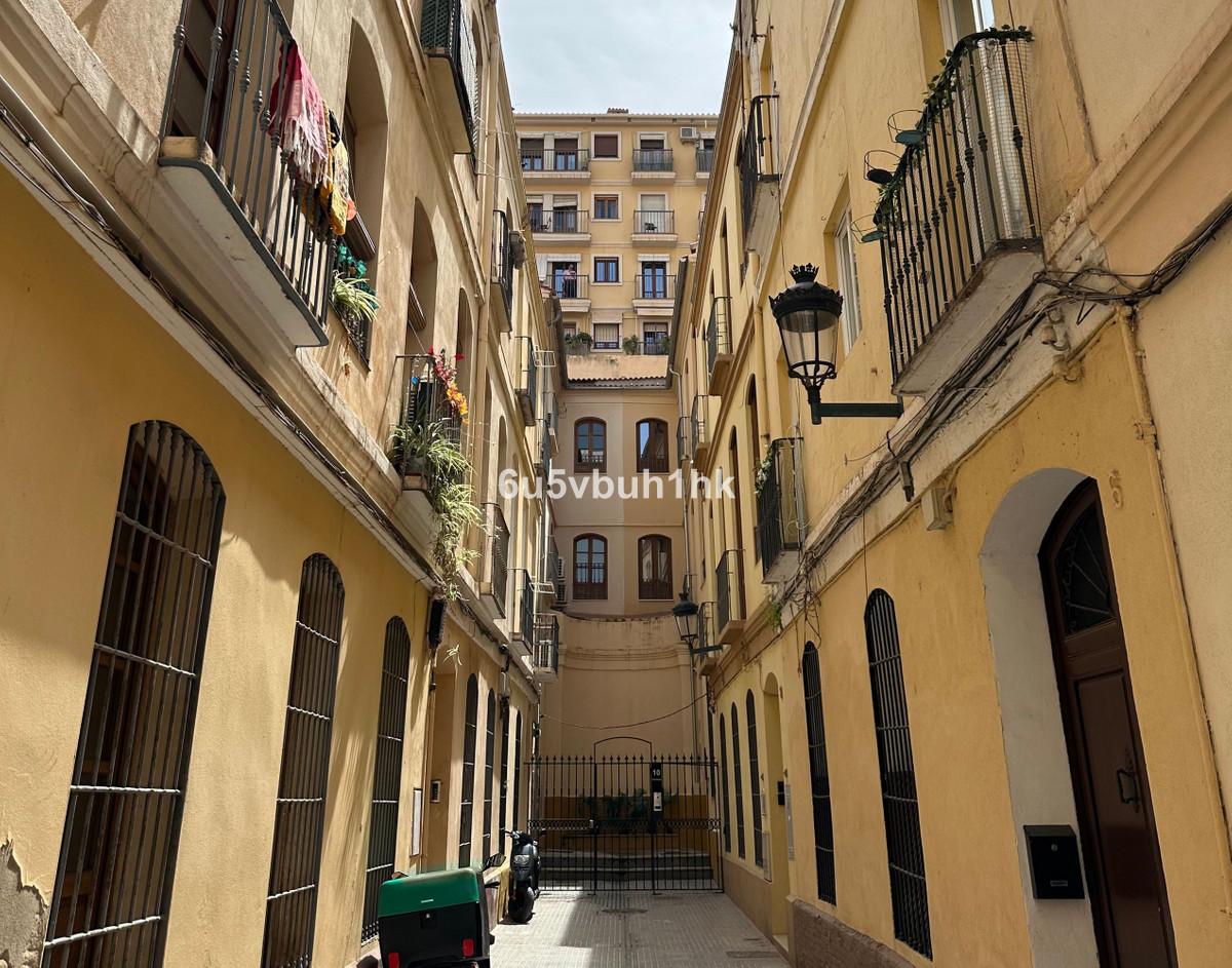 Apartment Ground Floor in M&aacute;laga