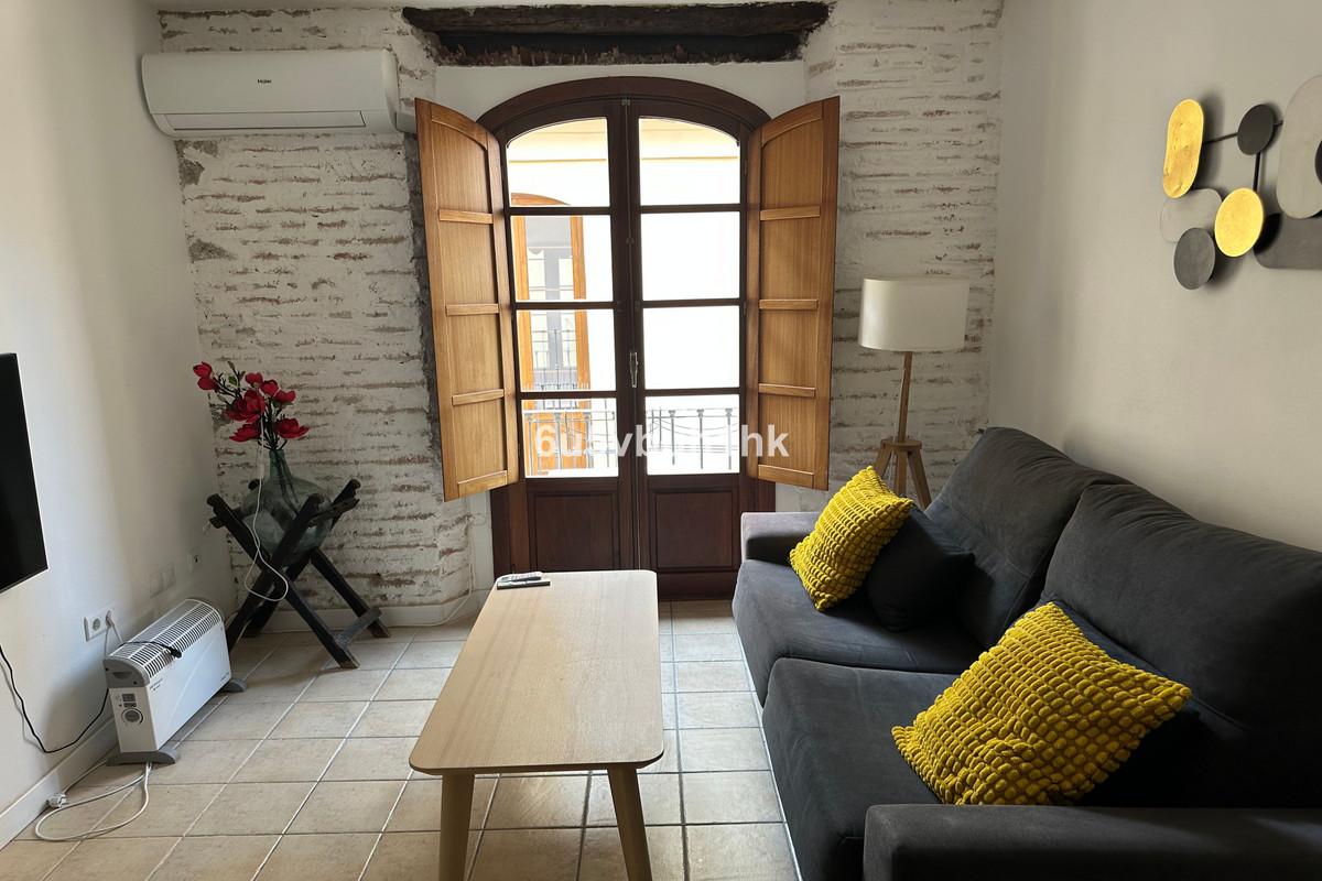 Apartment Ground Floor in M&aacute;laga