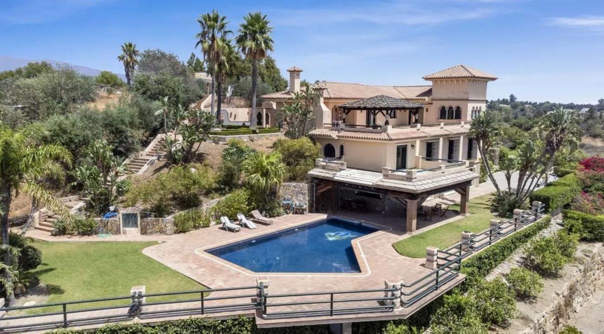 Villa Finca in Estepona