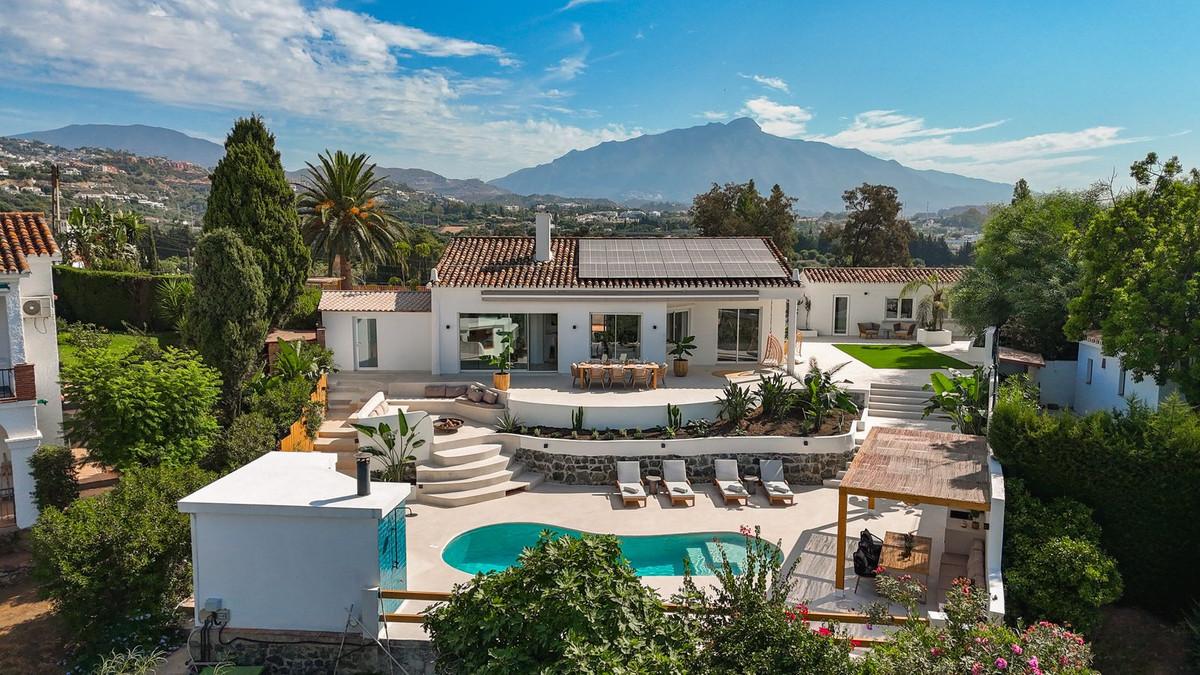 Villa Detached in Guadalmina Alta