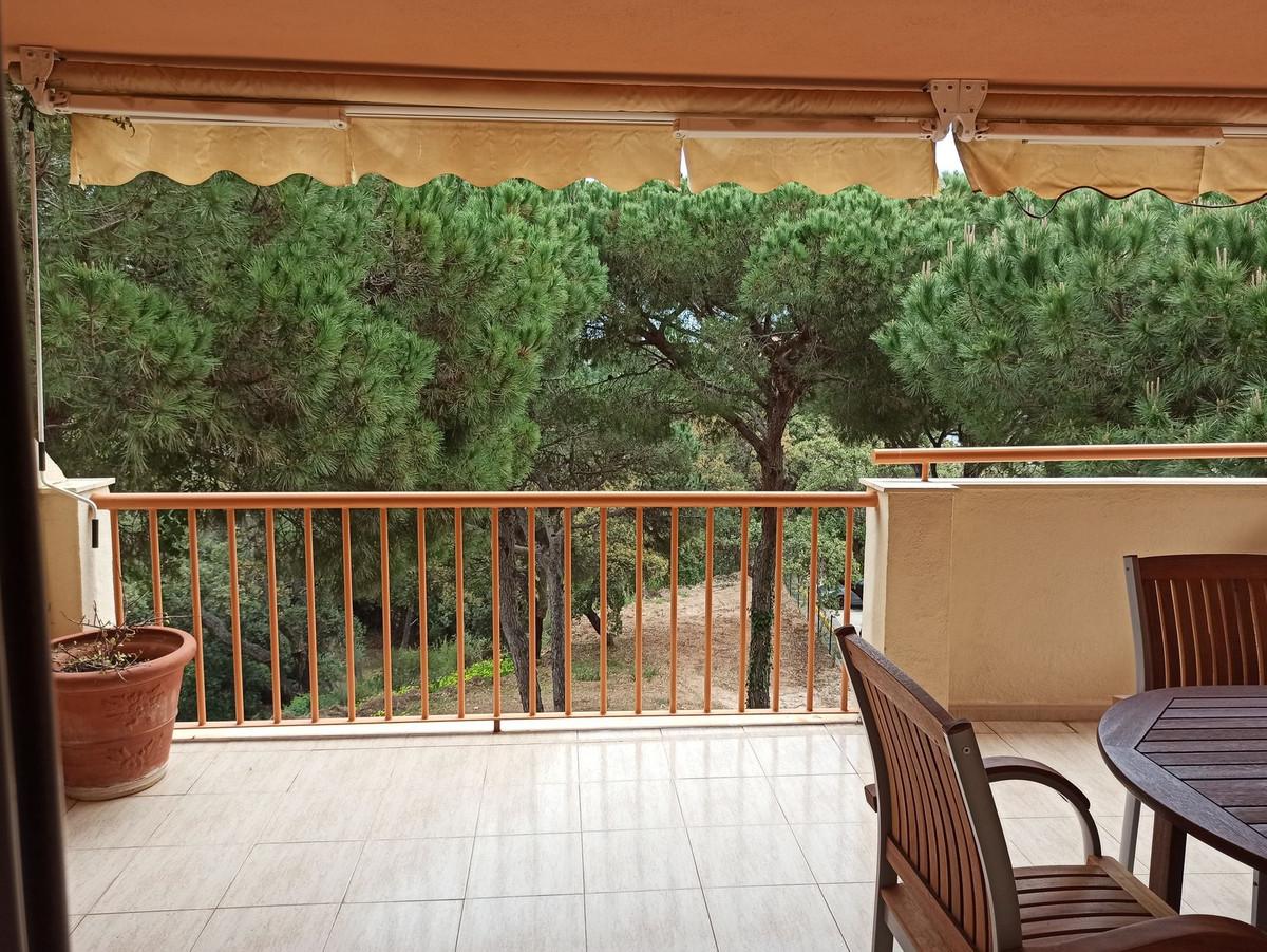 Apartment Middle Floor in Calahonda