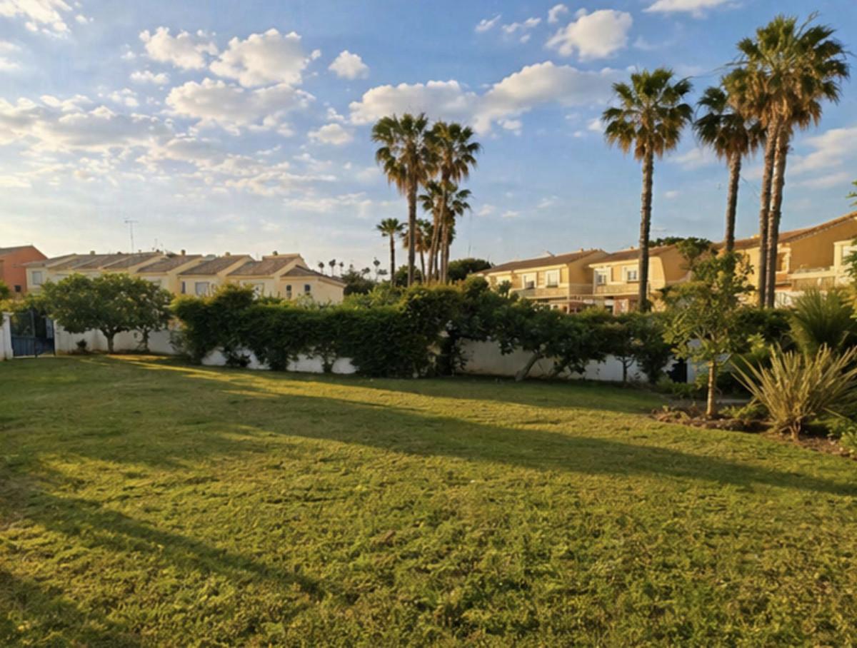 Plot Residential in La Duquesa