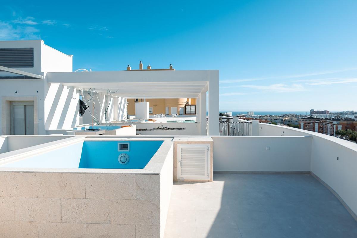 Apartment Penthouse Duplex in Estepona