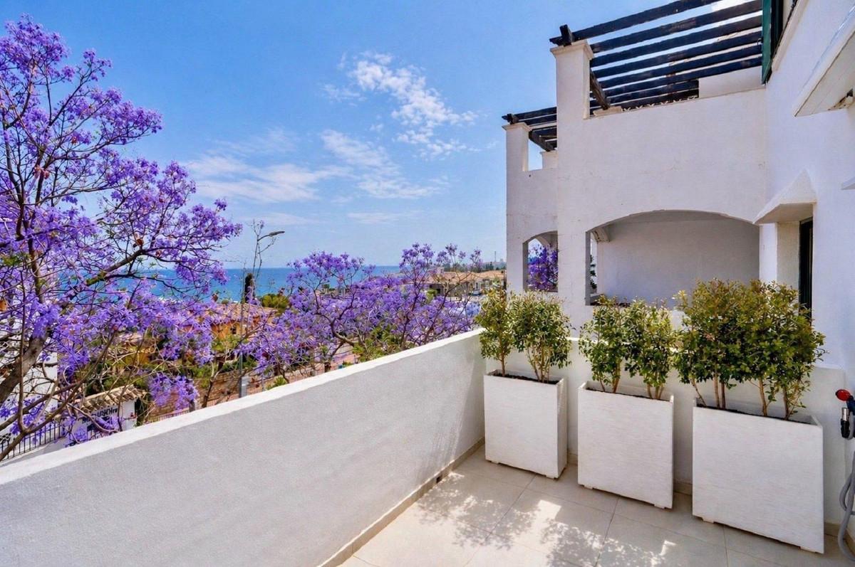 Apartment Middle Floor in Benalmadena Pueblo