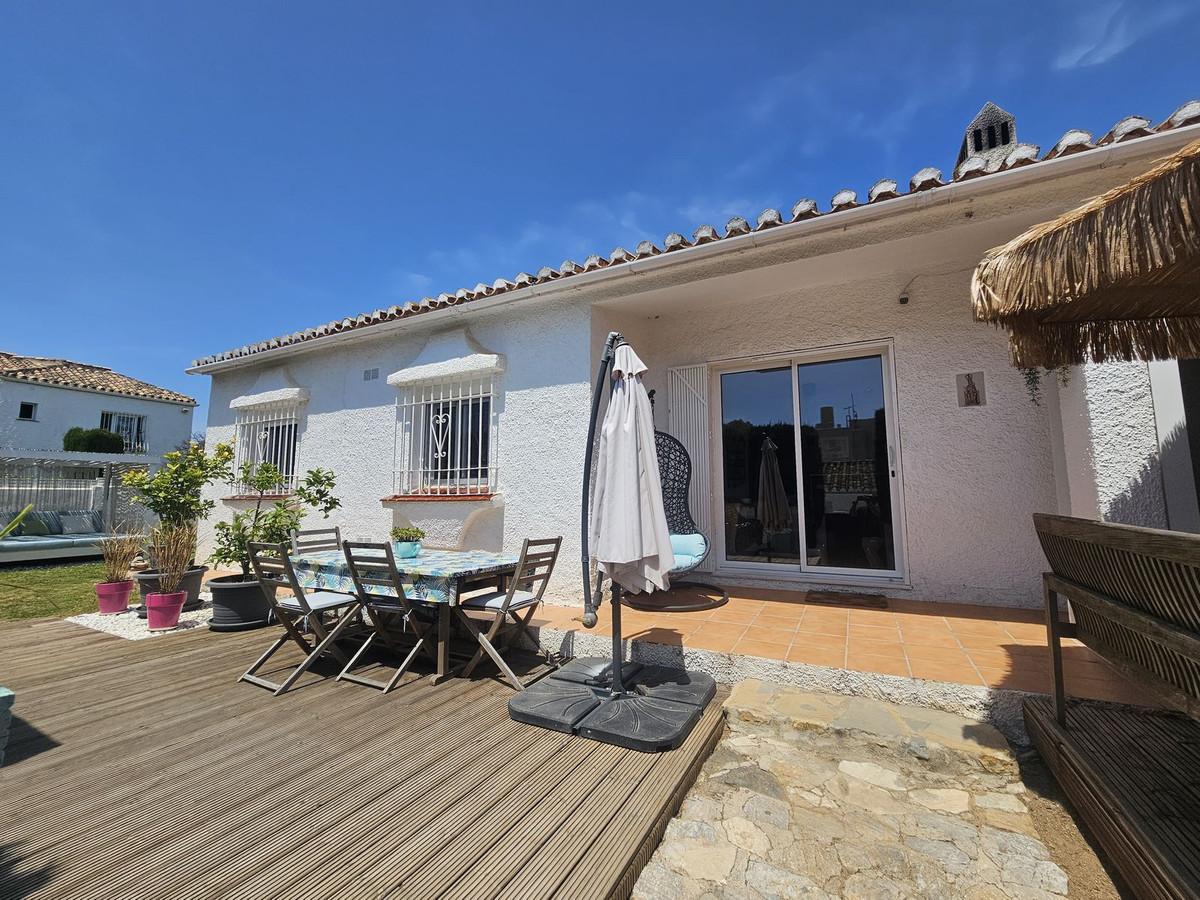 Villa Detached in Calypso