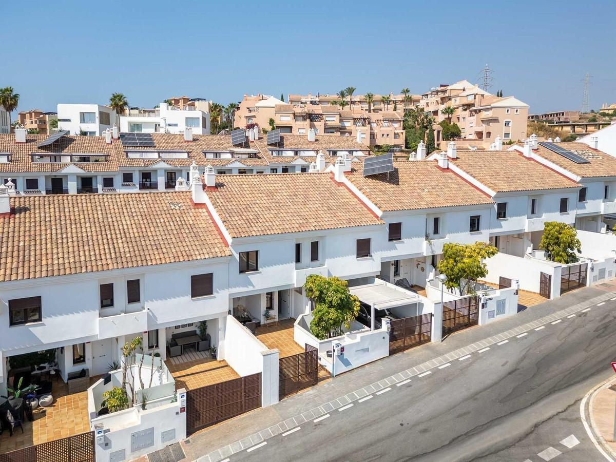 Townhouse Semi Detached in Riviera del Sol