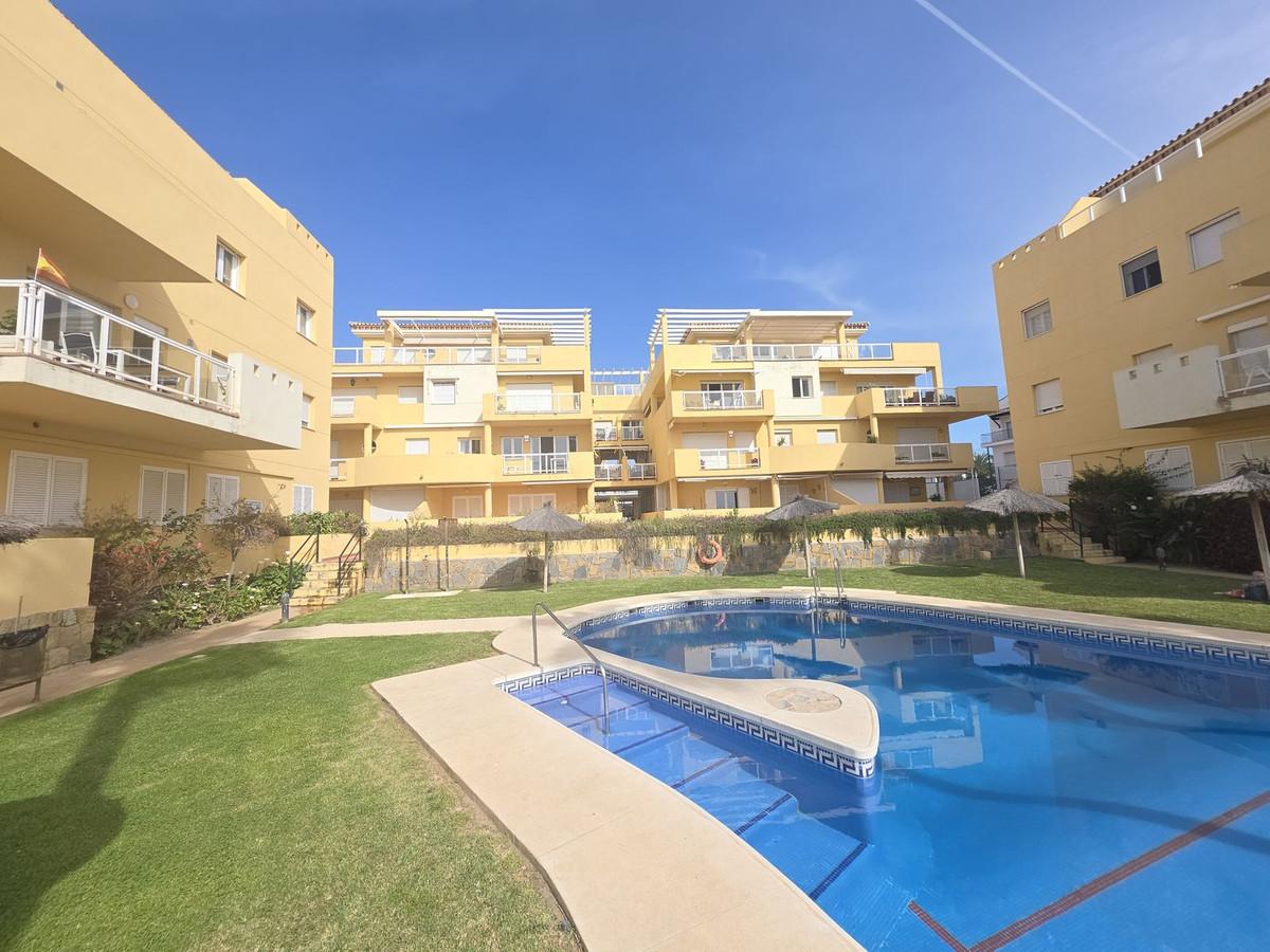 Apartment Middle Floor in La Cala de Mijas