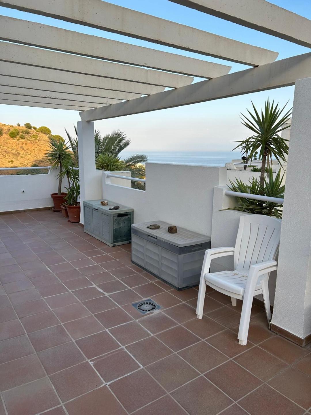 Apartment Penthouse in Calahonda