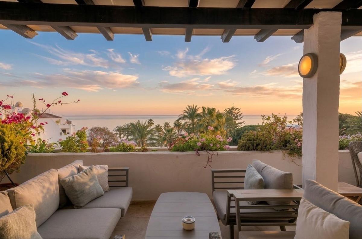 Apartment Penthouse in The Golden Mile