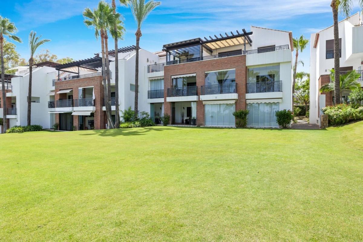 Apartment Penthouse Duplex in Estepona