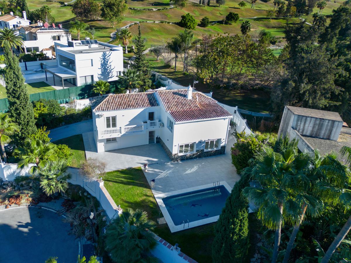 Villa Detached in Nueva Andaluc&iacute;a