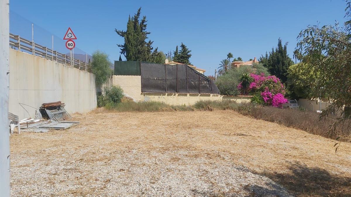 Plot Residential in Estepona