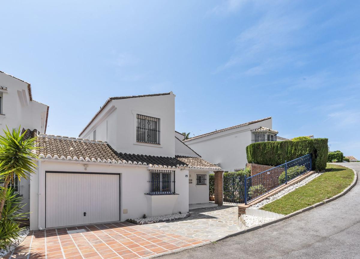 Villa Detached in El Chaparral