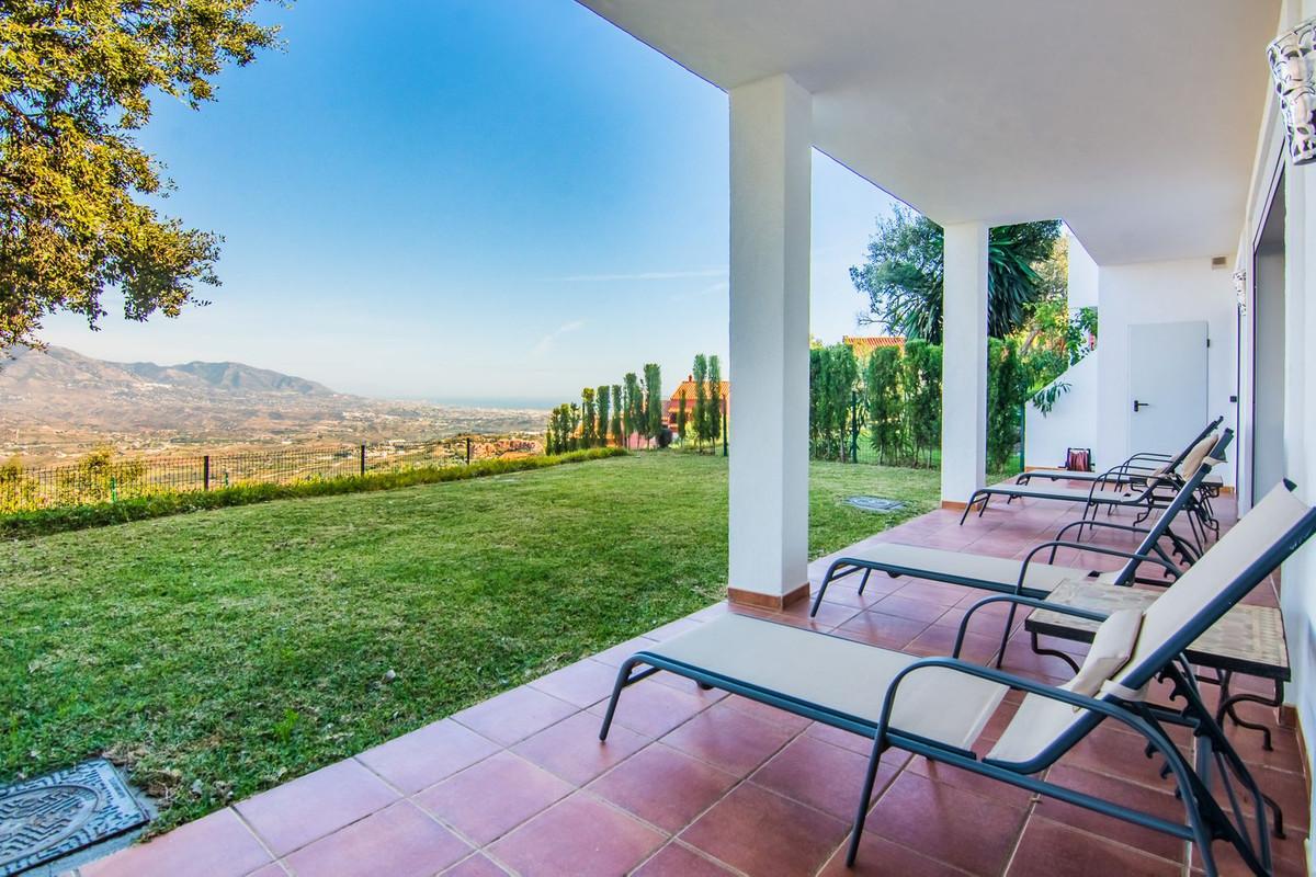 Apartment Ground Floor in La Mairena