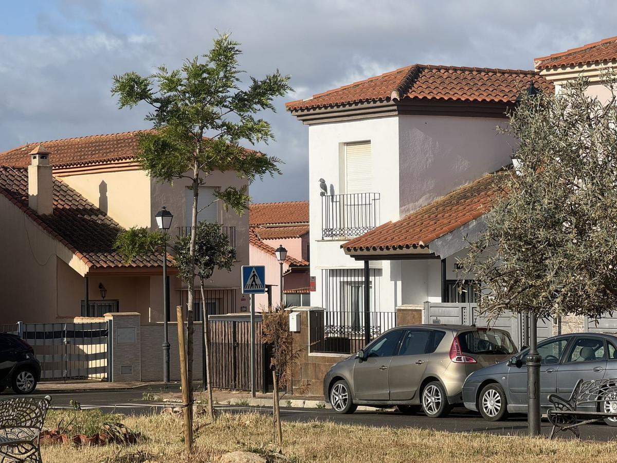 Townhouse Detached in Fuente de Piedra