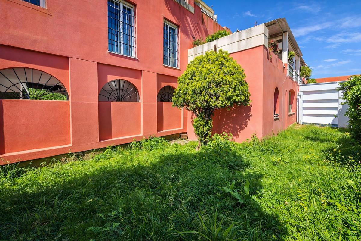 Apartment Duplex in La Duquesa