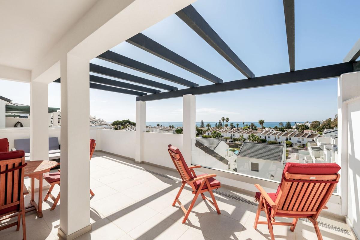 Apartment Penthouse Duplex in Estepona