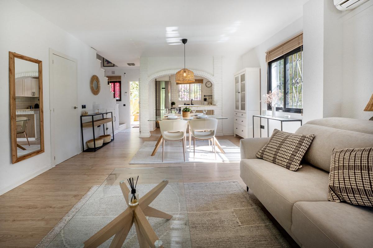 Villa Semi Detached in Mijas Costa
