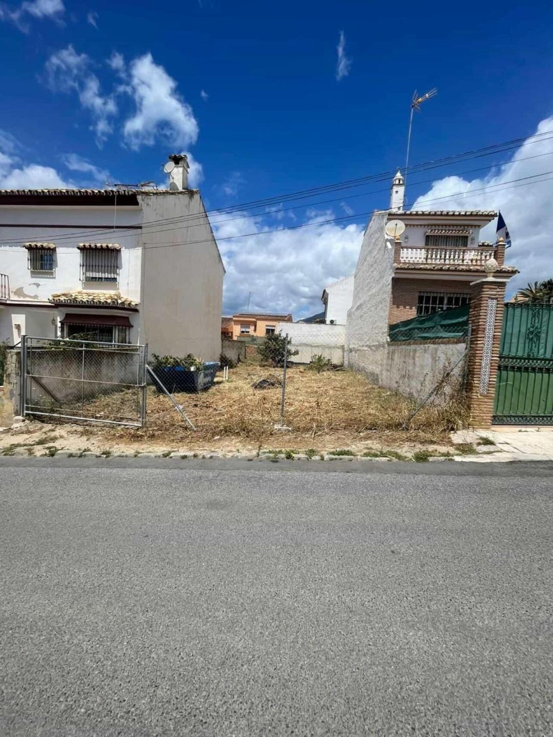 Plot Residential in Fuengirola