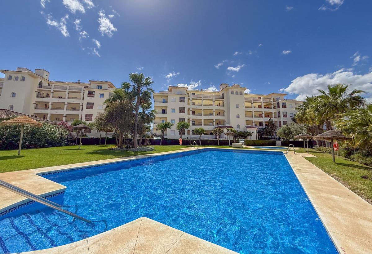 Apartment Middle Floor in La Cala Hills