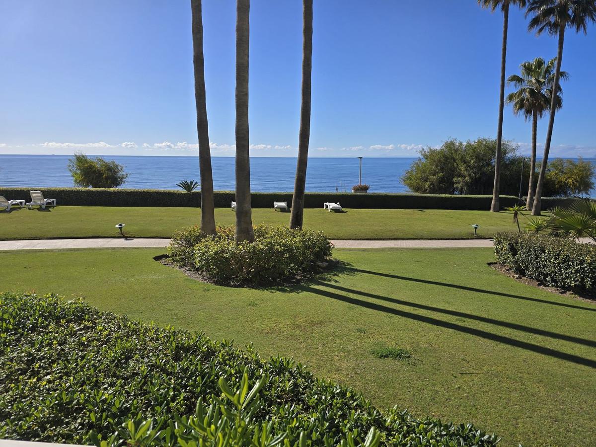 Apartment Ground Floor in Estepona