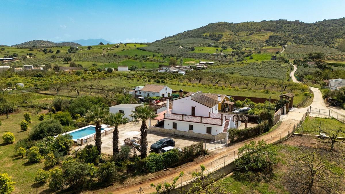 Villa Finca in Co&iacute;n