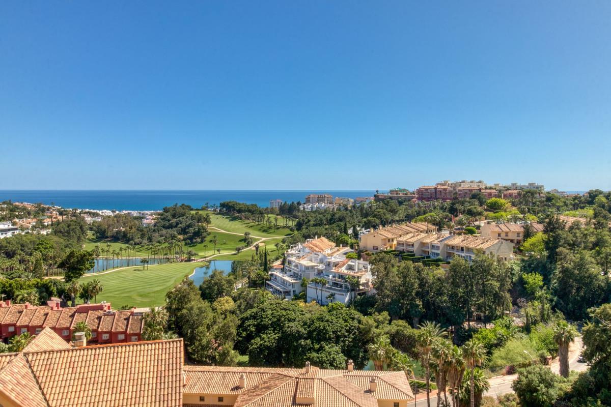 Apartment Penthouse in Benalmadena