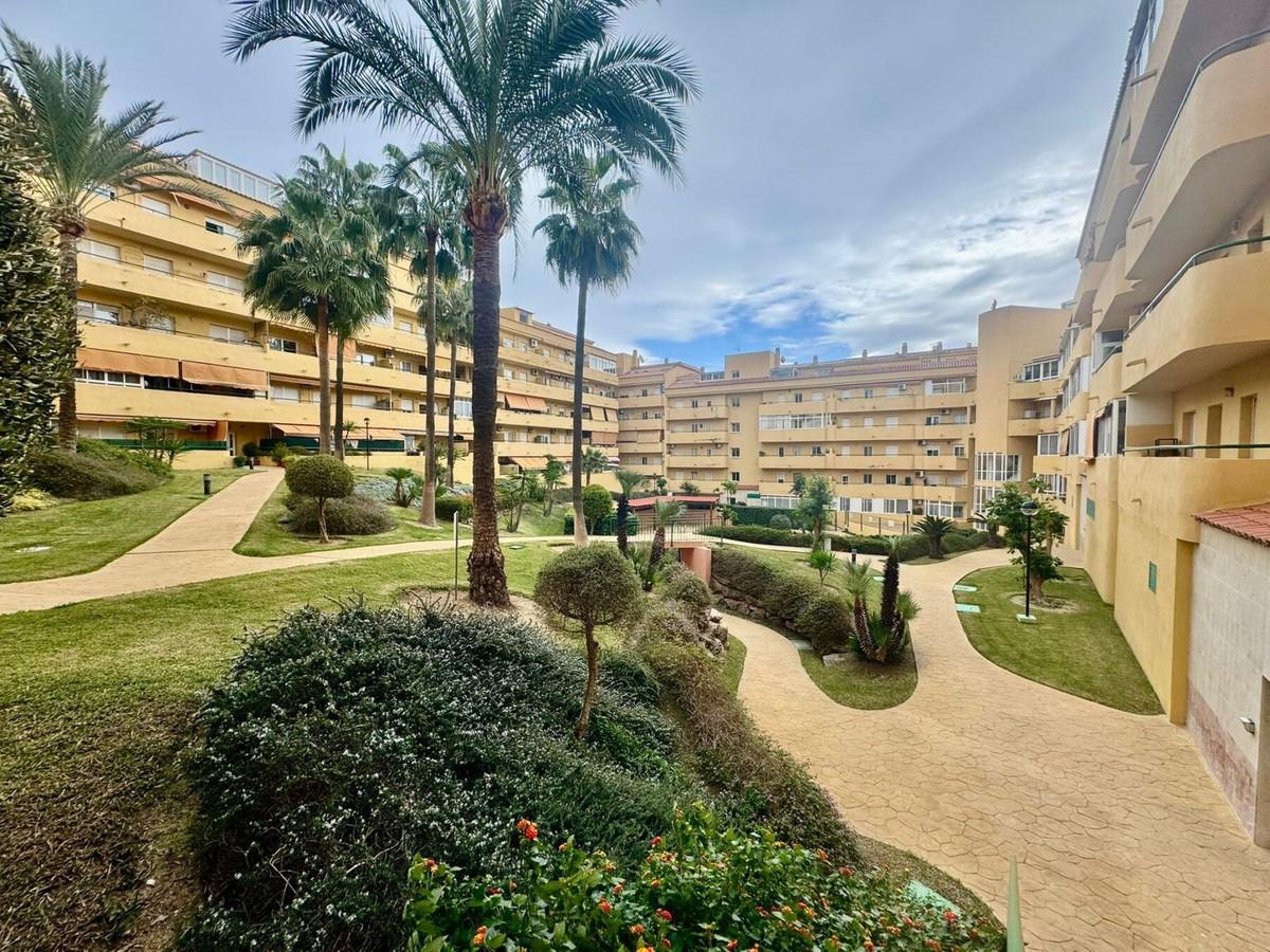 Apartment Middle Floor in Los Pacos