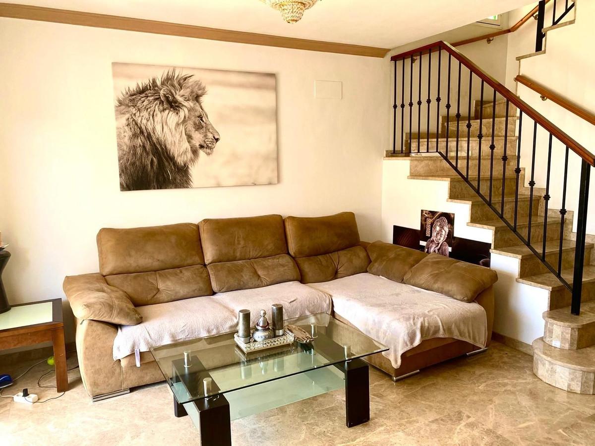 Villa Semi Detached in Marbella