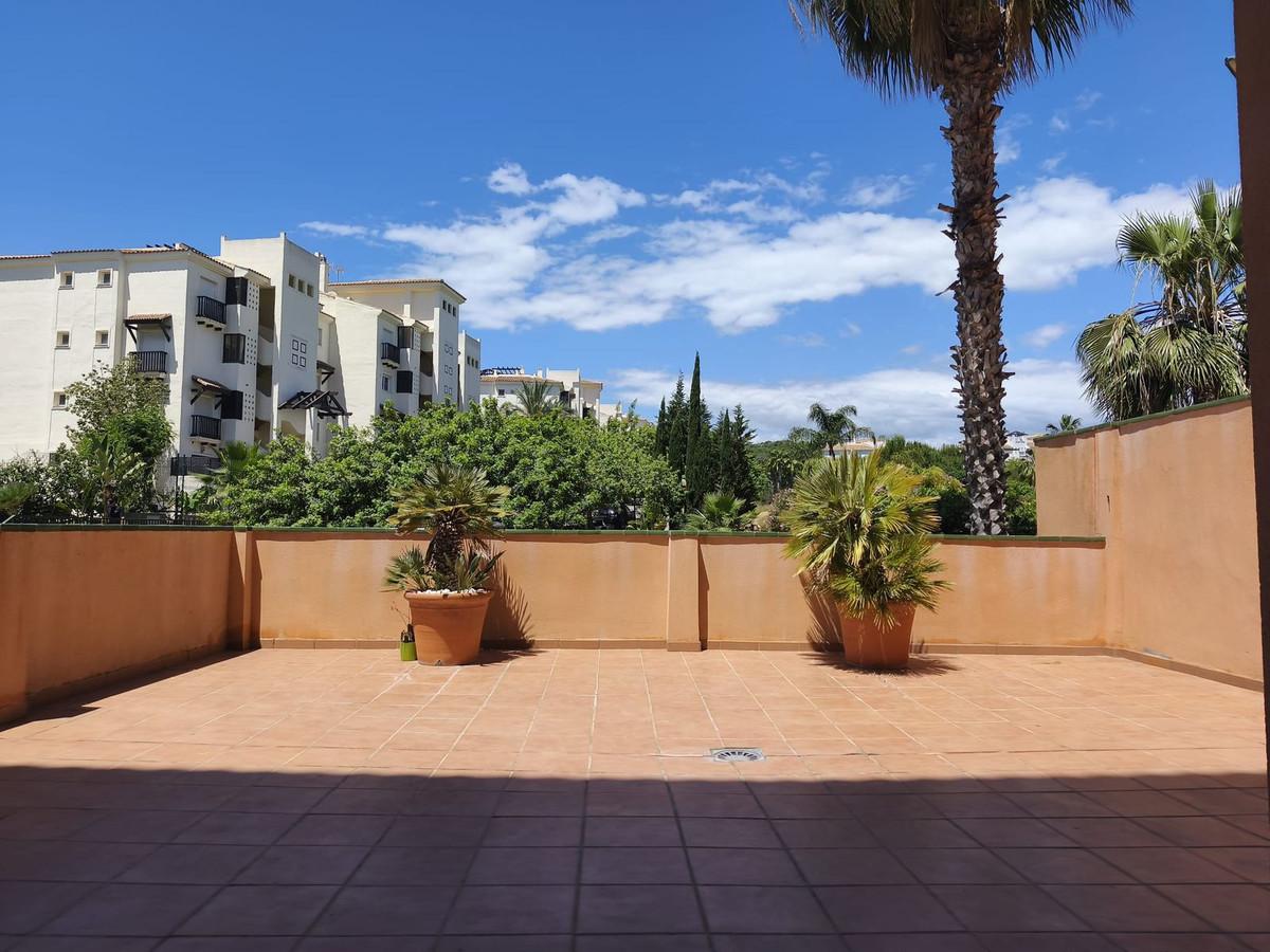 Apartment Middle Floor in San Luis de Sabinillas