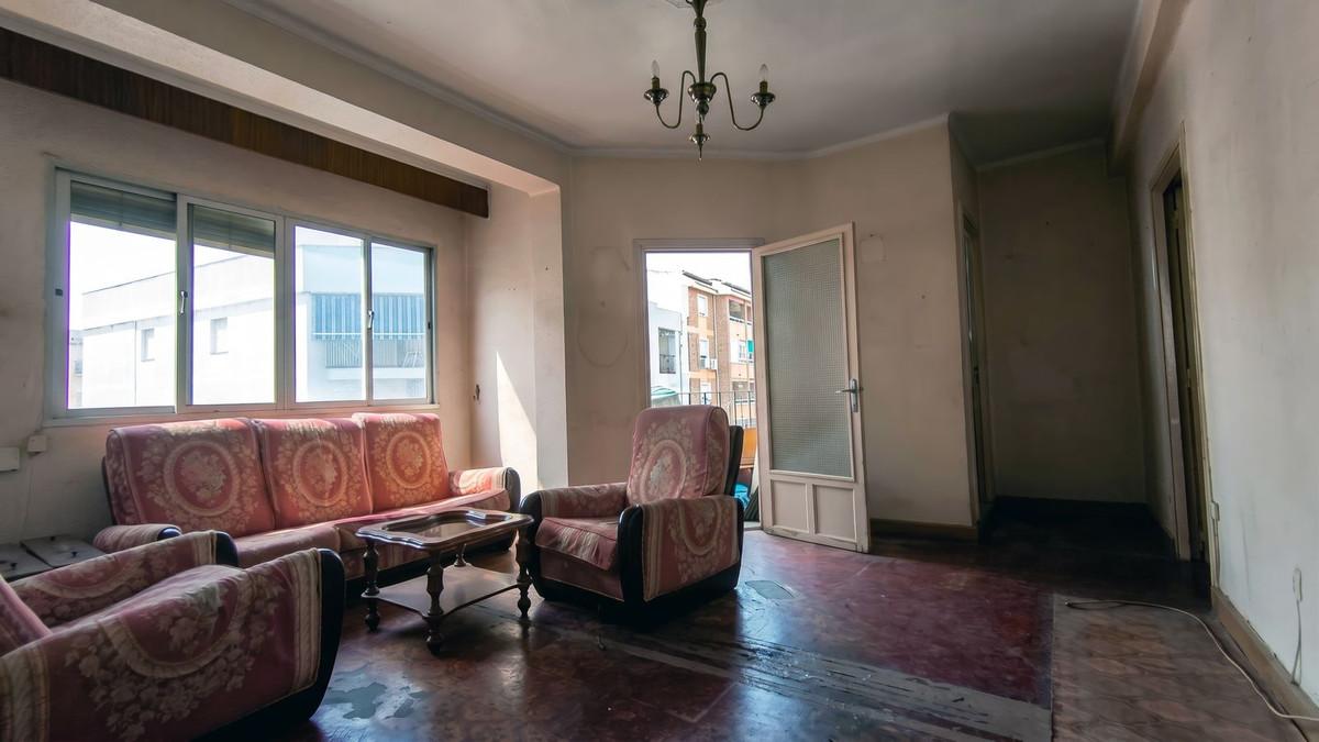 Apartment Middle Floor in M&aacute;laga Centro