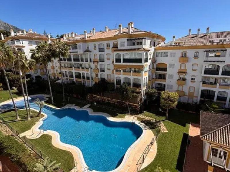 Apartment Duplex in The Golden Mile