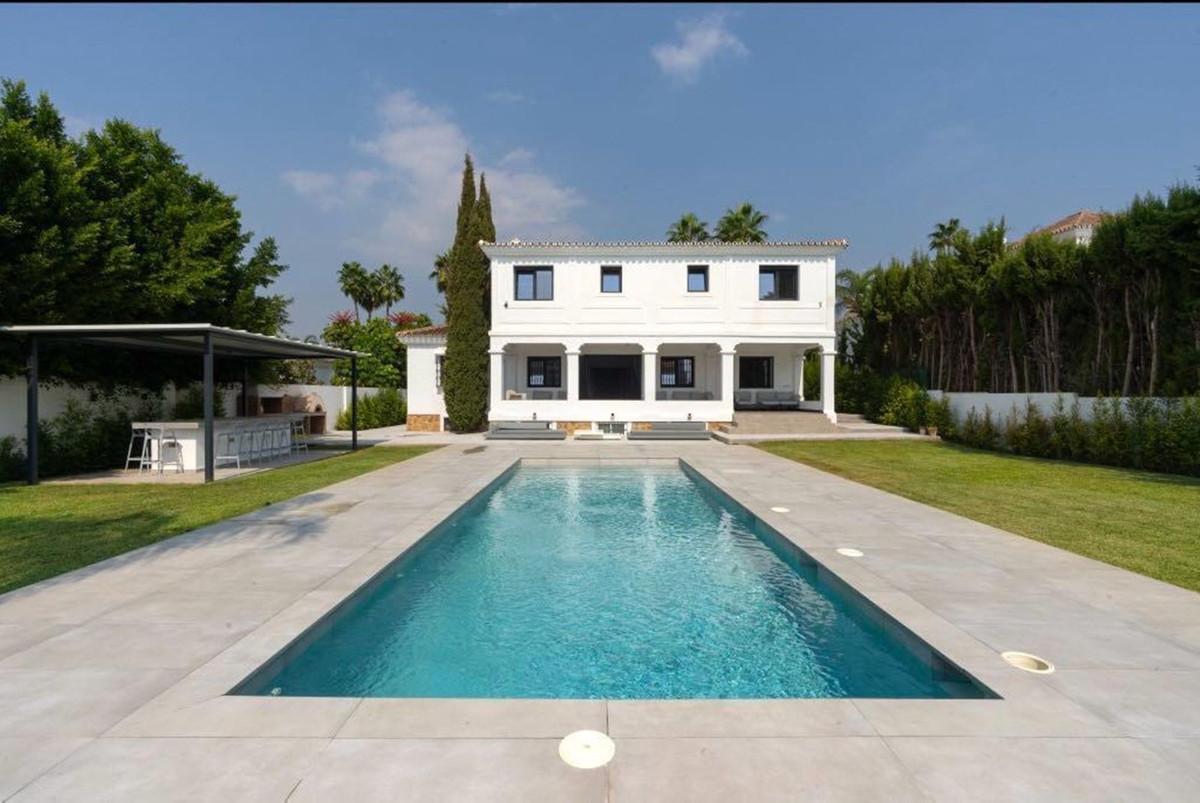 Villa Detached in Marbella