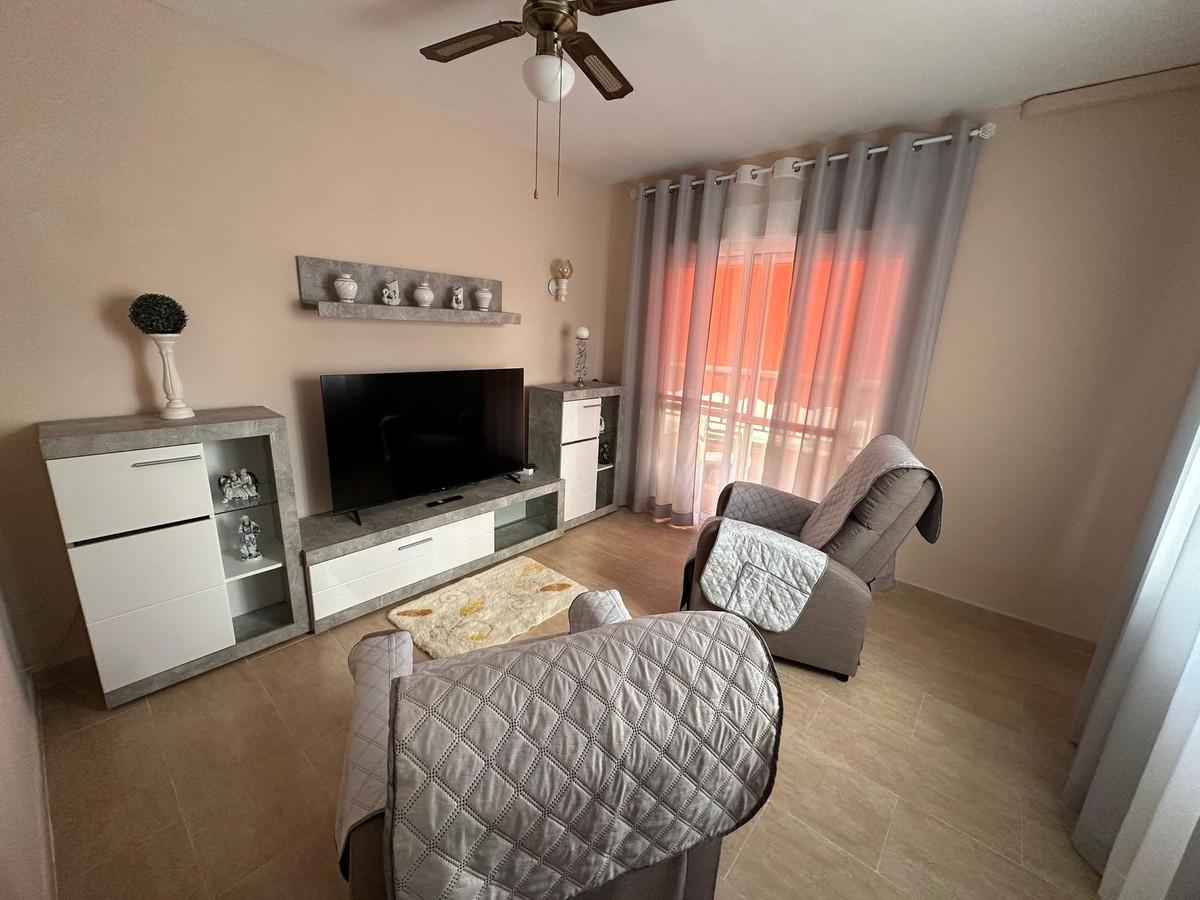 Apartment Middle Floor in Estepona