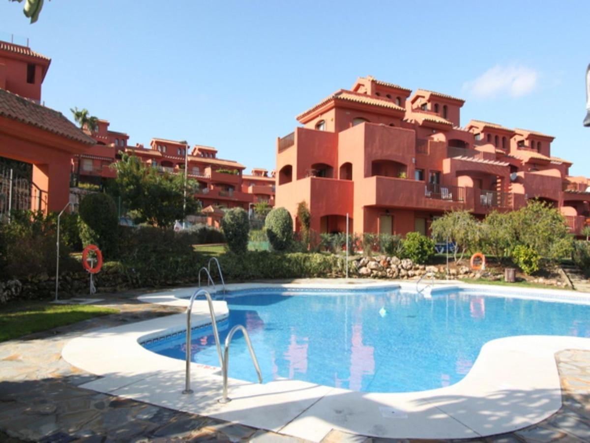 Apartment Ground Floor in Estepona