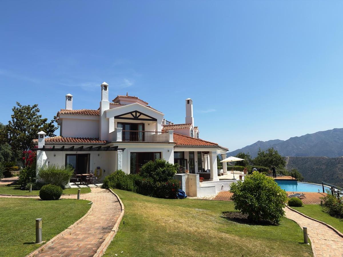 Villa Detached in La Zagaleta