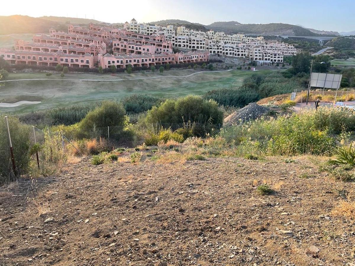 Plot Residential in Estepona