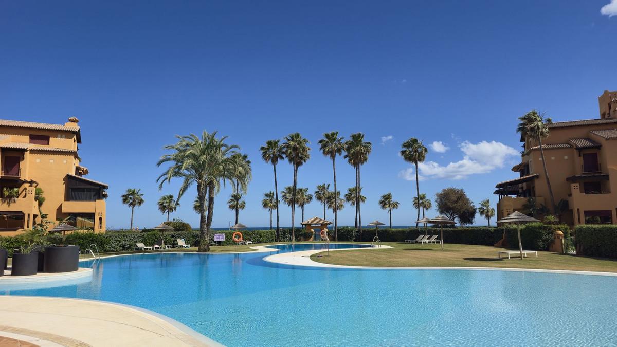 Apartment Middle Floor in Estepona