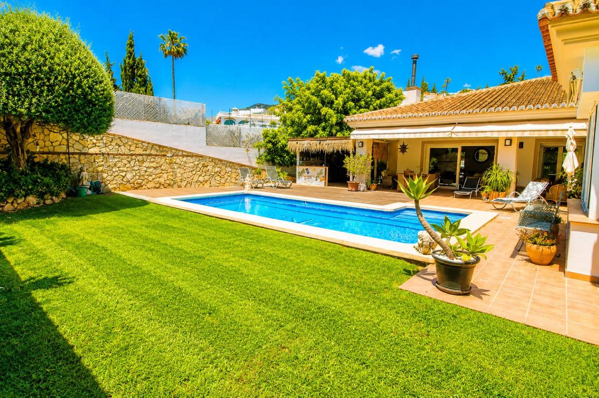 Villa Detached in Sierrezuela