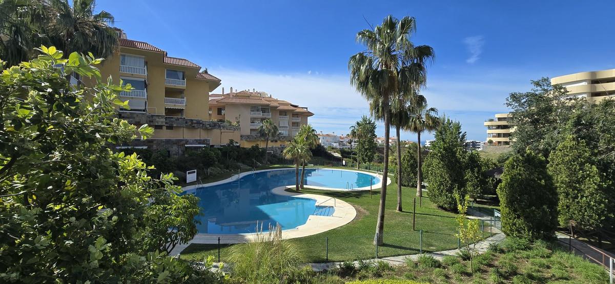 Apartment Middle Floor in Higueron