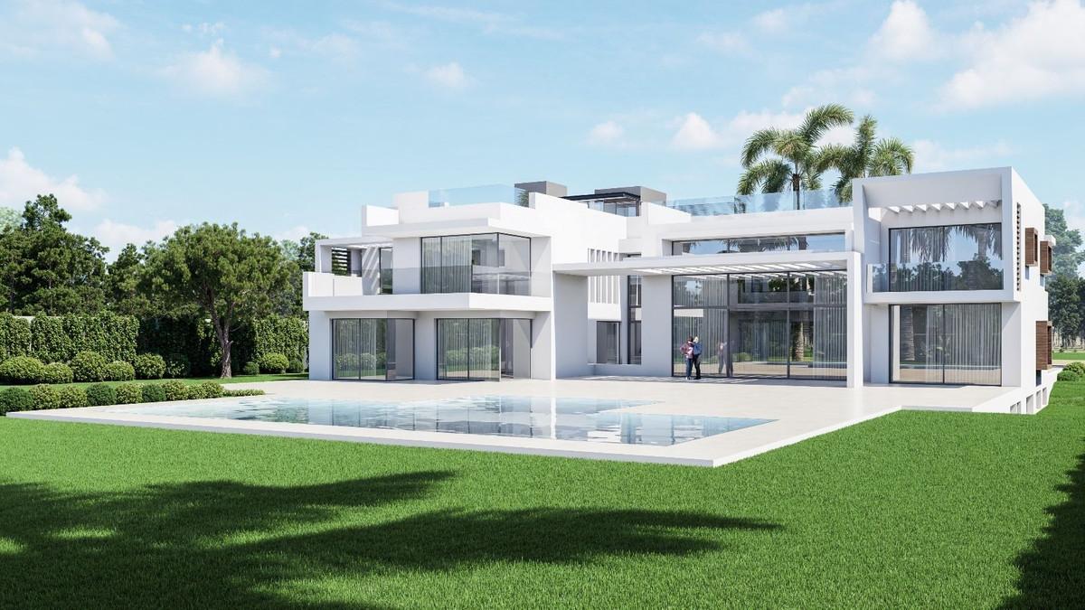 Villa Detached in Guadalmina Baja