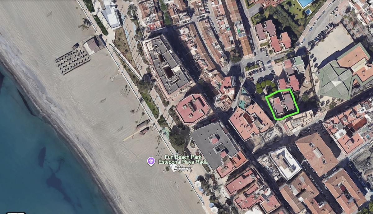 Apartment Middle Floor in Estepona