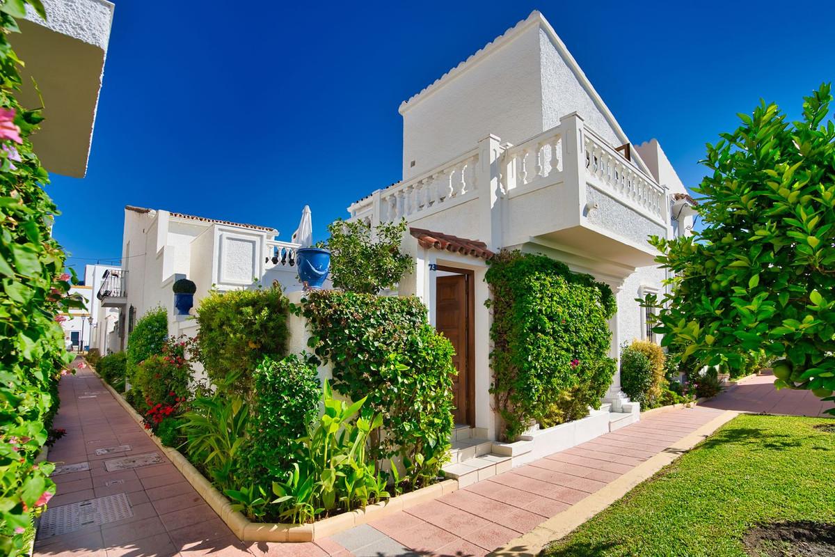 Townhouse Semi Detached in Estepona