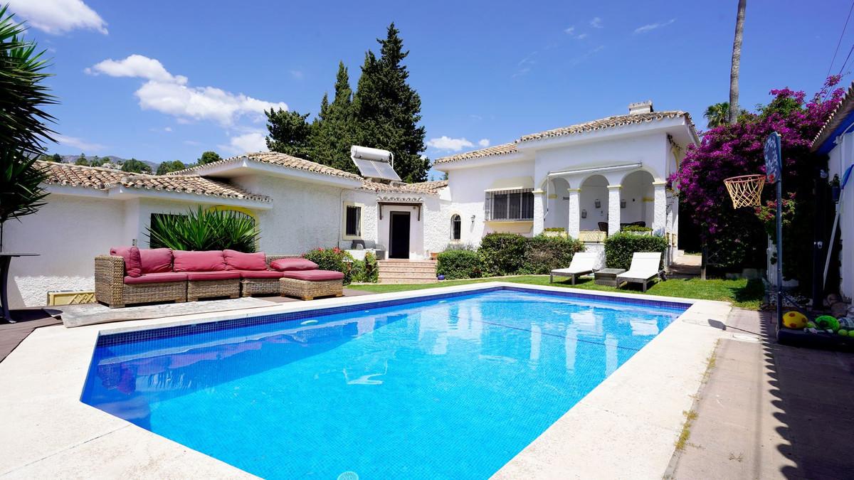Villa Detached in Sierrezuela