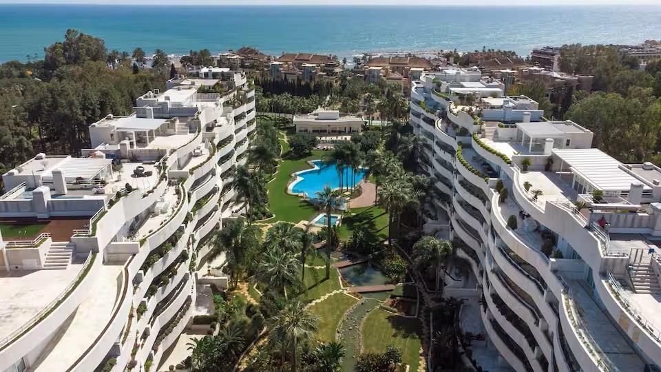 Apartment Ground Floor in Puerto Ban&uacute;s
