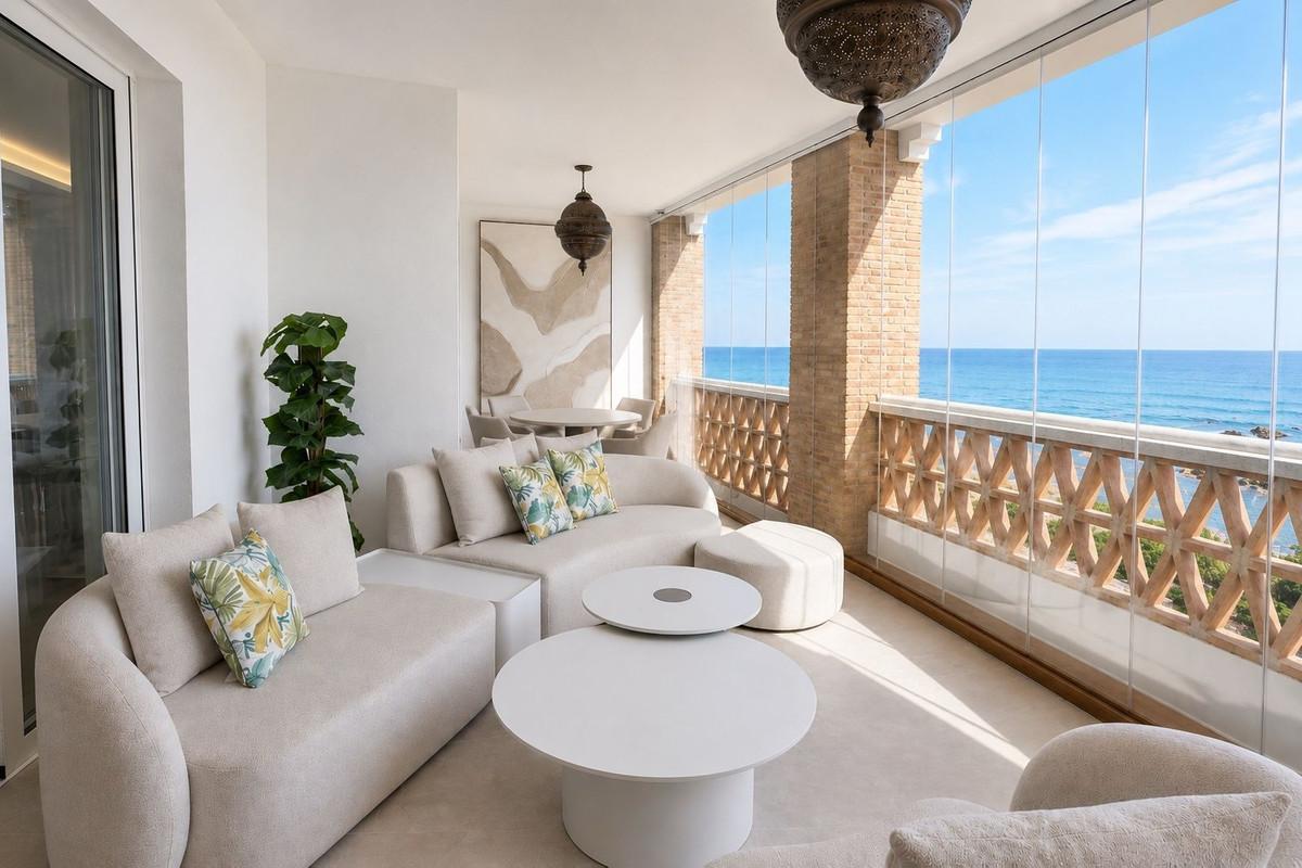 Apartment Middle Floor in Casares Playa