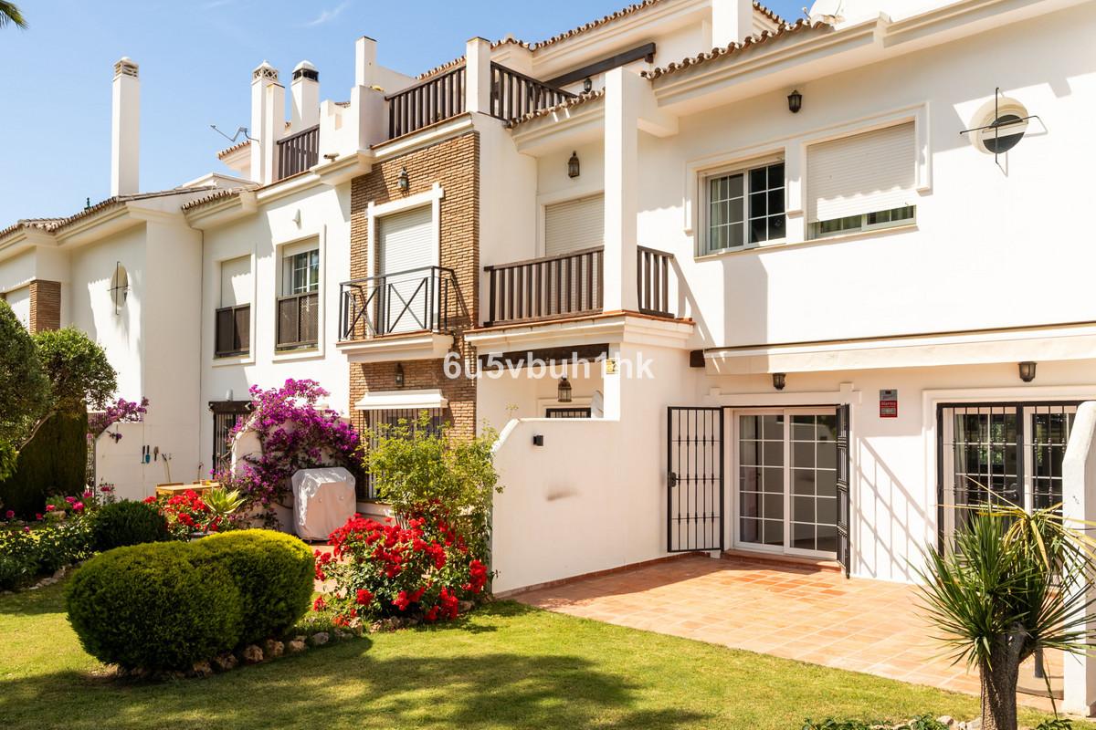 Townhouse Terraced in Alhaur&iacute;n de la Torre